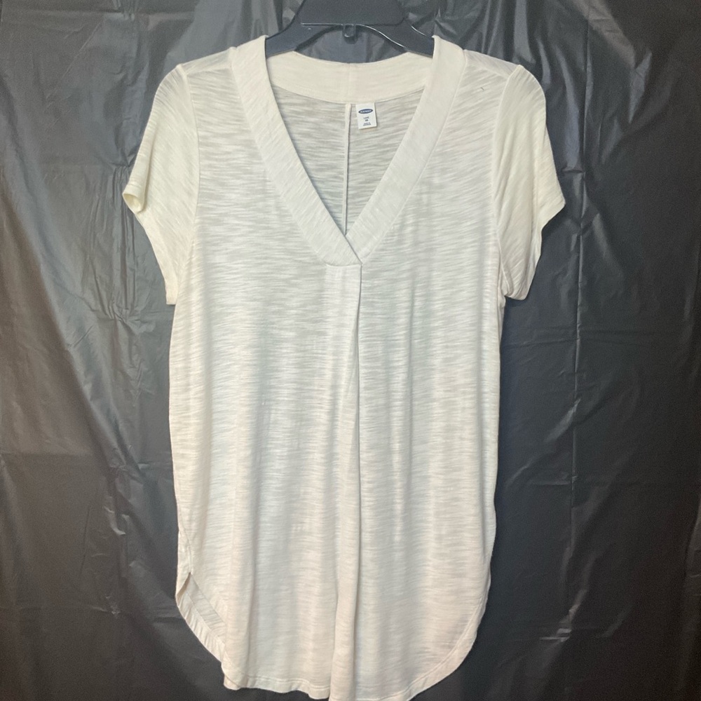 Casual White V-Neck Women's Top